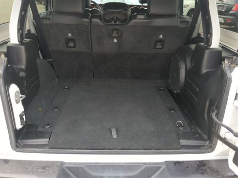 Certified 2022 Jeep Wrangler Unlimited Rubicon w/ LED Lighting Group image 33