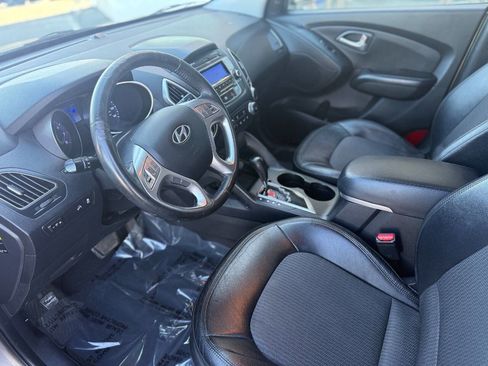 Used 2012 Hyundai Tucson GLS image 9