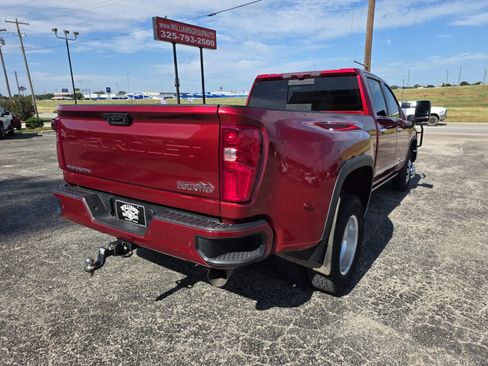 Used 2025 Chevrolet Silverado 3500 High Country w/ Technology Package AWD/4WD image 7