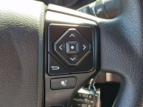 Used 2023 Toyota Tacoma SR AWD/4WD image 21