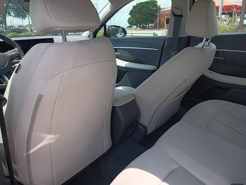 Used 2025 Hyundai Sonata SEL FWD image 13