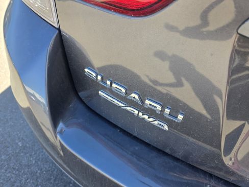 Used 2018 Subaru Impreza 2.0i Premium AWD/4WD image 10