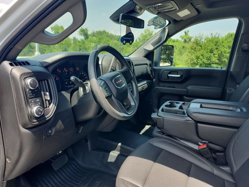 Certified 2025 GMC Sierra 2500 Pro w/ Convenience Package AWD/4WD image 14