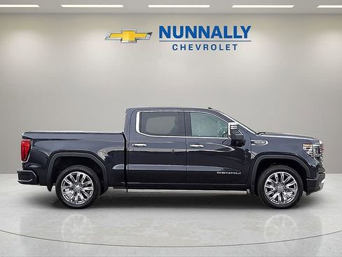 Used 2024 GMC Sierra 1500 Denali w/ Denali Reserve Package AWD/4WD image 6