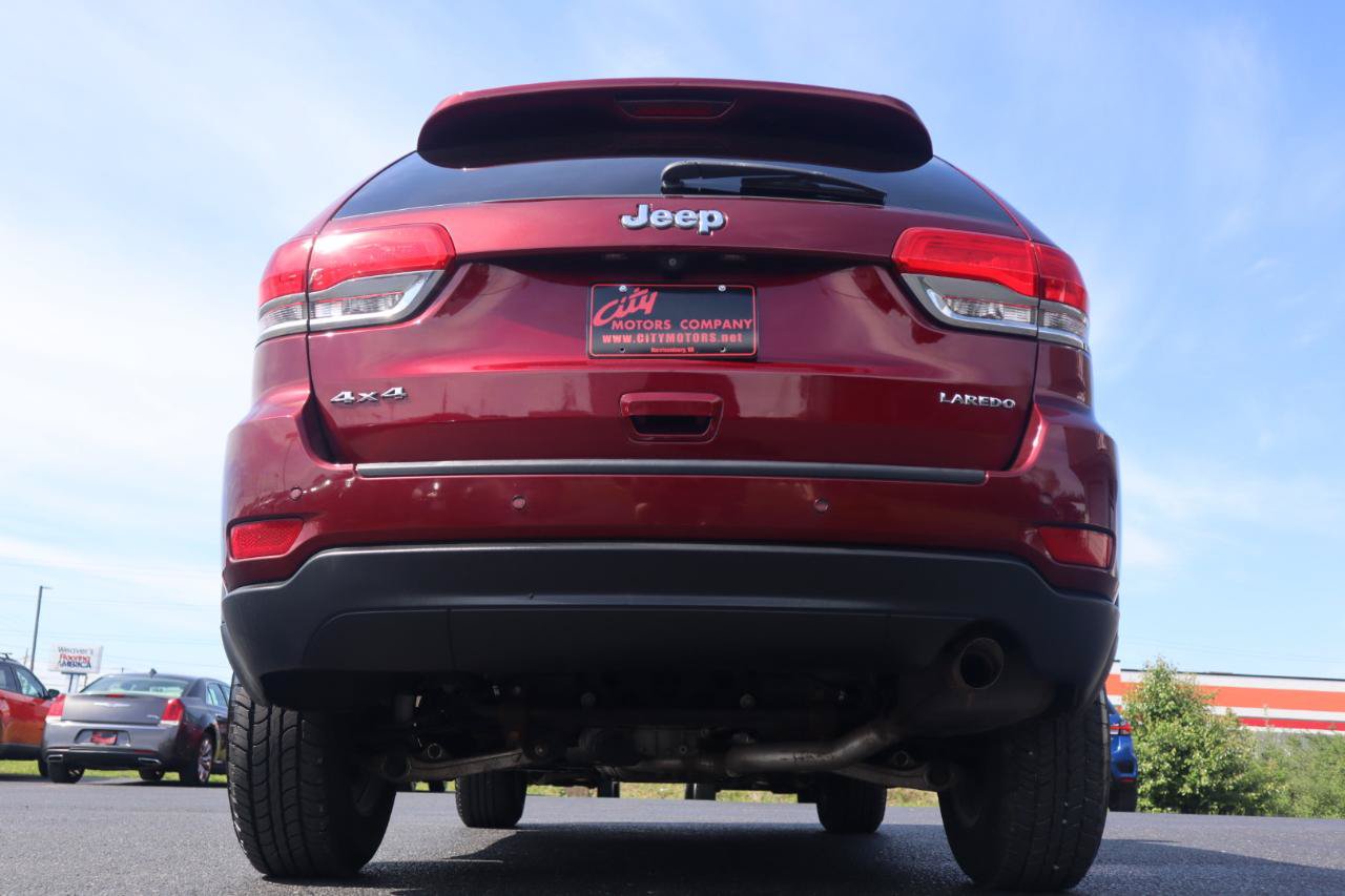 Used 2018 Jeep Grand Cherokee Laredo AWD/4WD image 8