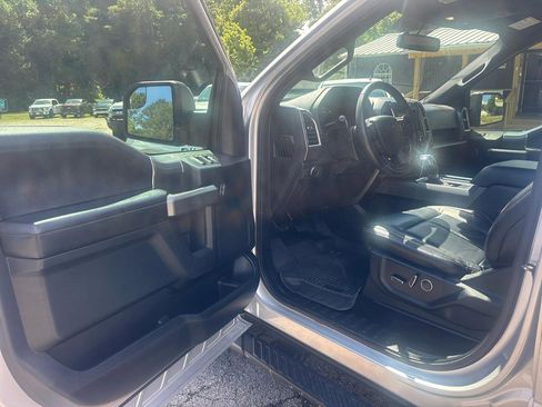 Used 2016 Ford F150 XLT w/ Equipment Group 302A Luxury RWD image 12
