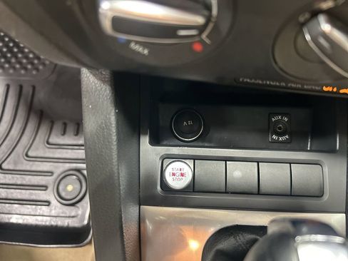 Used 2014 Volkswagen Jetta SE image 15