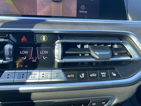 Used 2019 BMW X5 xDrive40i w/ Convenience Package image 28