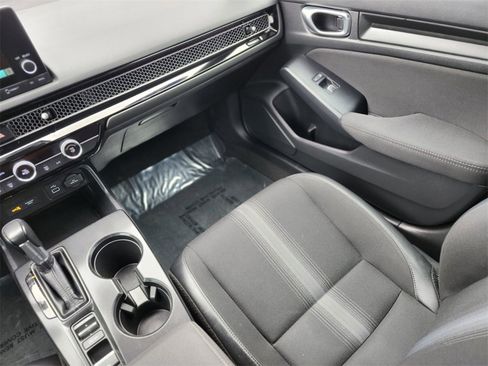 Used 2023 Honda Civic Sport image 13