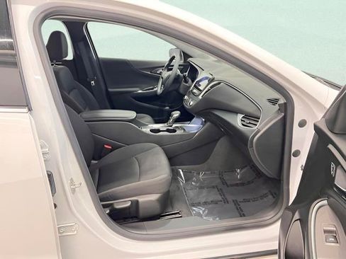 Used 2024 Chevrolet Malibu LT image 13