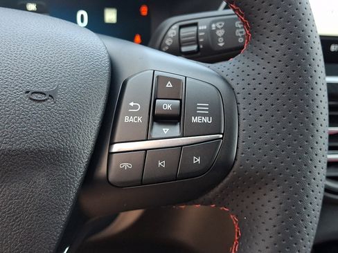 Certified 2023 Ford Escape ST-Line Elite AWD/4WD image 25