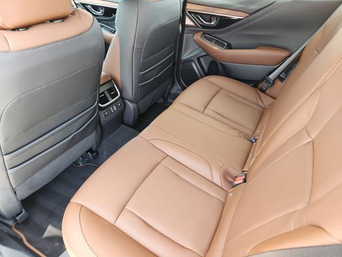 Used 2025 Subaru Outback Touring XT image 38