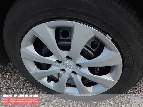 Certified 2025 Toyota Corolla LE FWD image 19
