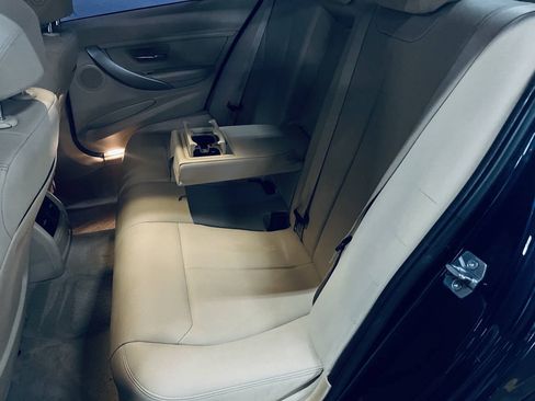 Used 2015 BMW 320i Sedan RWD image 18
