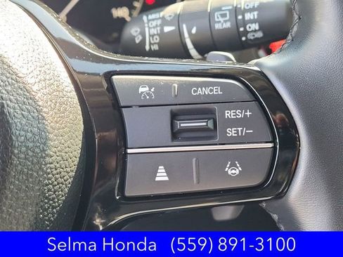 Used 2025 Honda Pilot Touring image 17