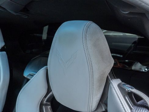 Used 2020 Chevrolet Corvette Stingray Preferred Cpe w/ 2LT Preferred Equipment Group image 23