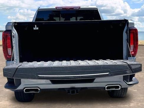 Used 2024 GMC Sierra 1500 Denali w/ Denali Reserve Package AWD/4WD image 7