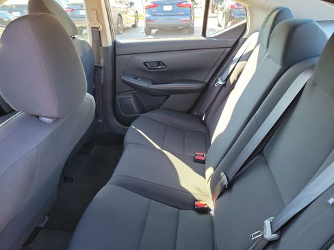 Used 2024 Nissan Sentra S image 11