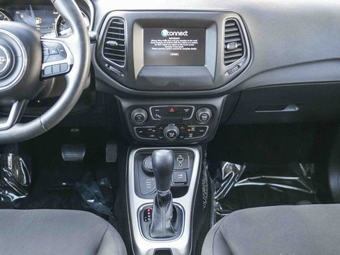 Used 2018 Jeep Compass Sport w/ Tech Group image 14