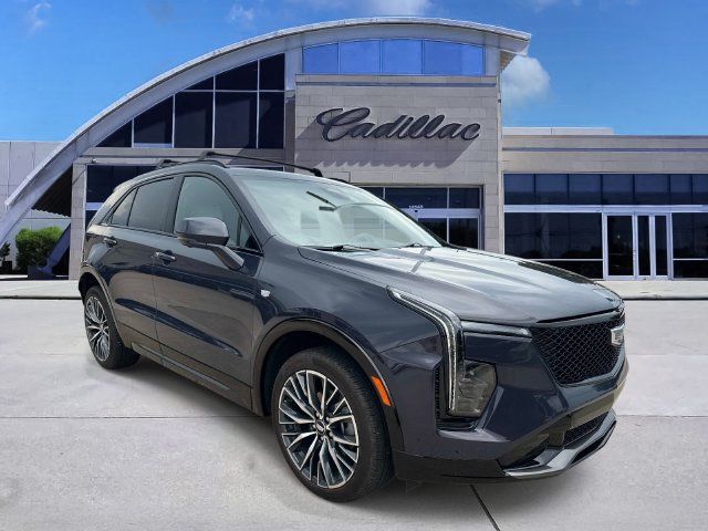Certified 2024 Cadillac XT4 Sport FWD image 3