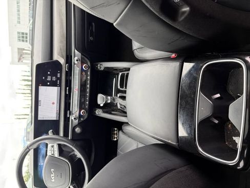 Used 2025 Kia Telluride SX Prestige X-Line AWD/4WD image 16