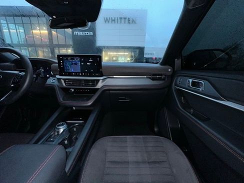 Used 2025 Ford Explorer ST-Line image 27