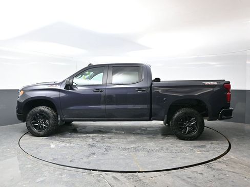 Used 2024 Chevrolet Silverado 1500 LT Trail Boss w/ Convenience Package II image 11