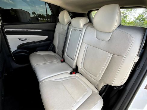 Used 2024 Hyundai Tucson Limited image 21
