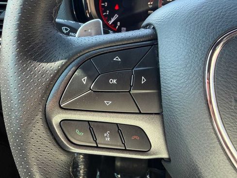 Used 2025 Dodge Durango GT RWD image 16
