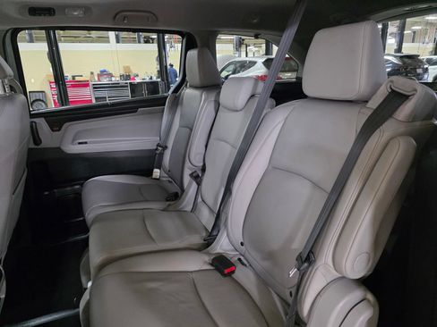 Used 2021 Honda Odyssey EX-L image 14