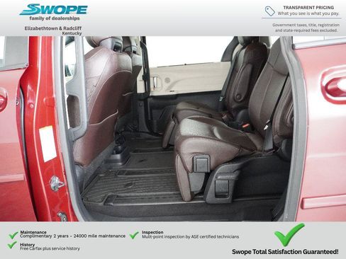 Used 2021 Toyota Sienna Platinum FWD image 12