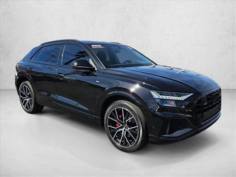 Used 2023 Audi Q8 Premium Plus w/ Premium Plus Package image 3