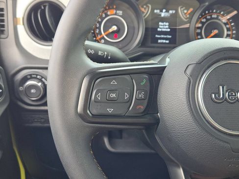 Used 2024 Jeep Wrangler Unlimited Sport AWD/4WD image 28