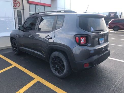 Used 2020 Jeep Renegade Altitude image 3