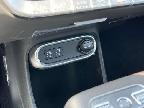 New 2025 Genesis GV60 Performance image 31