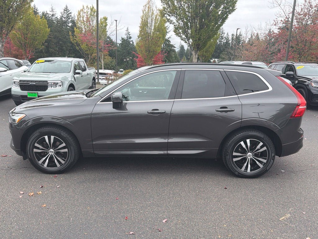 Used 2023 Volvo XC60 B5 Core AWD/4WD image 9