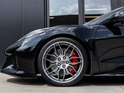 Used 2023 Chevrolet Corvette Z06 w/ Battery Protection Package image 12