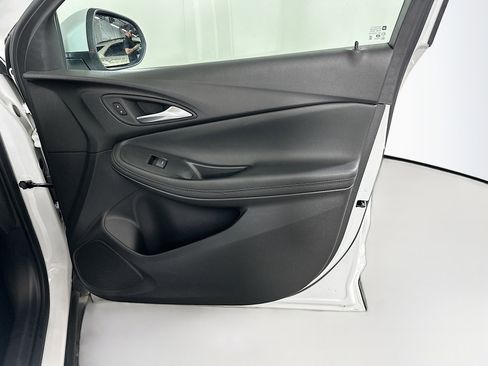 Used 2025 Buick Encore GX Preferred FWD image 30