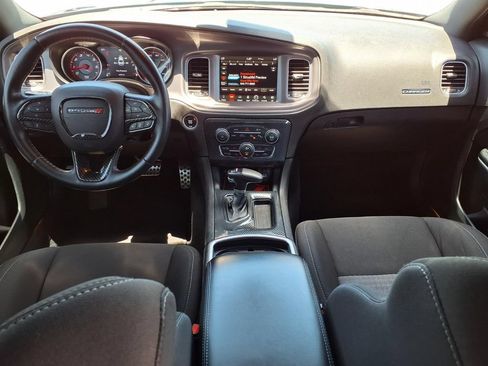 Used 2023 Dodge Charger GT w/ Technology Group RWD image 18