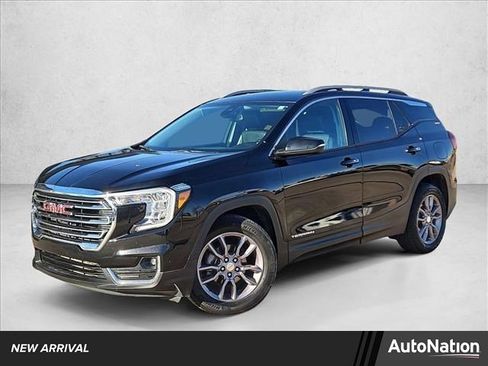 Used 2023 GMC Terrain SLT FWD image 1