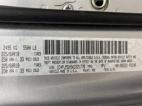 Used 2019 Jeep Cherokee Limited AWD/4WD image 27