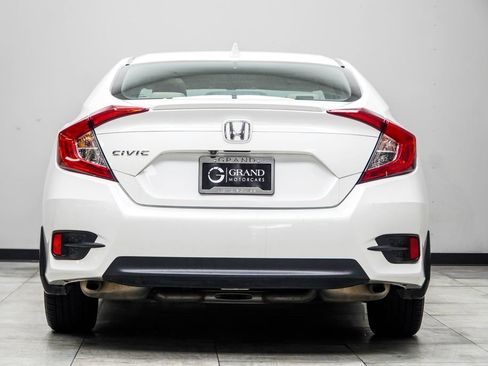 Used 2016 Honda Civic EX-T image 11