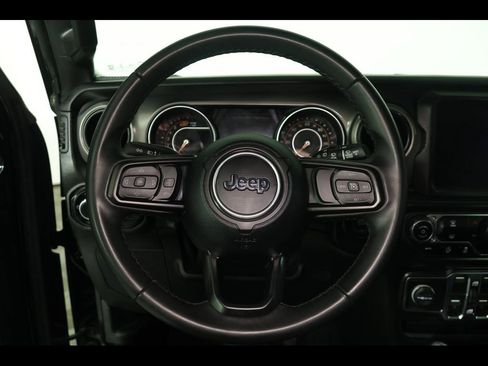 Used 2022 Jeep Wrangler Unlimited Sport w/ Sun And Sound Package AWD/4WD image 21