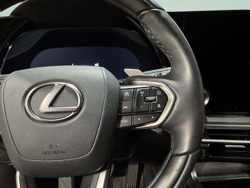 Used 2025 Lexus RX 350 Premium w/ Convenience Package AWD/4WD image 19