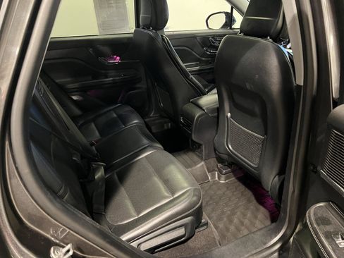 Used 2020 Lincoln Corsair AWD w/ Premium Package image 34