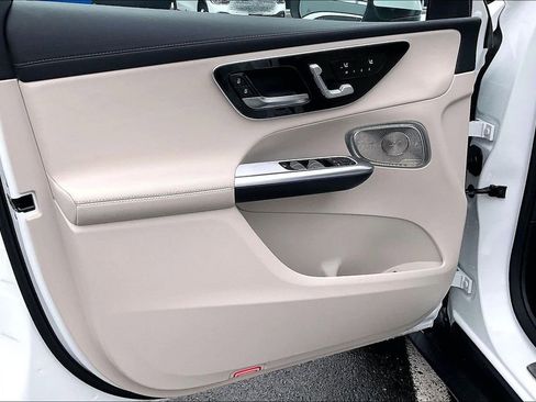 Certified 2026 Mercedes-Benz GLC 300 4MATIC image 15