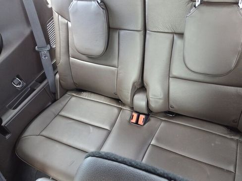 Used 2022 Ford Explorer King Ranch w/ Premium Technology Package image 9