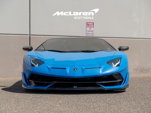 Used 2021 Lamborghini Aventador SVJ AWD/4WD image 10