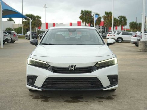 Used 2022 Honda Civic Touring image 6