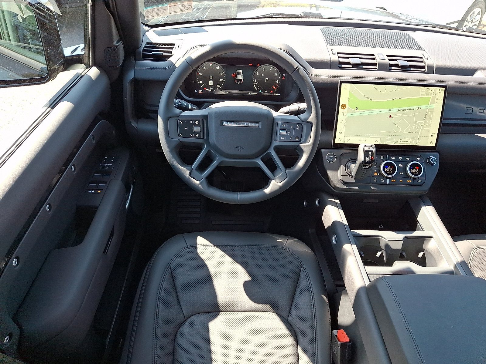 New 2026 Land Rover Defender 110 X-Dynamic SE AWD/4WD image 4